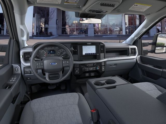 New 2026 Oxford White Ford XL image 9