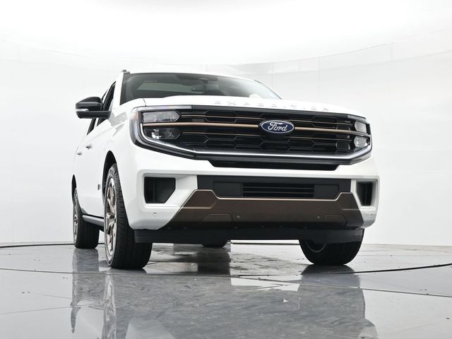 New 2026 White Ford King Ranch image 39