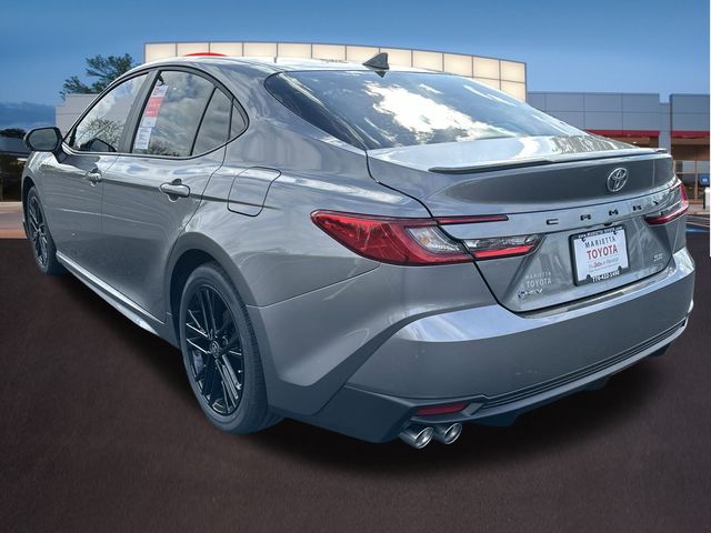 2025 Toyota Camry SE 24