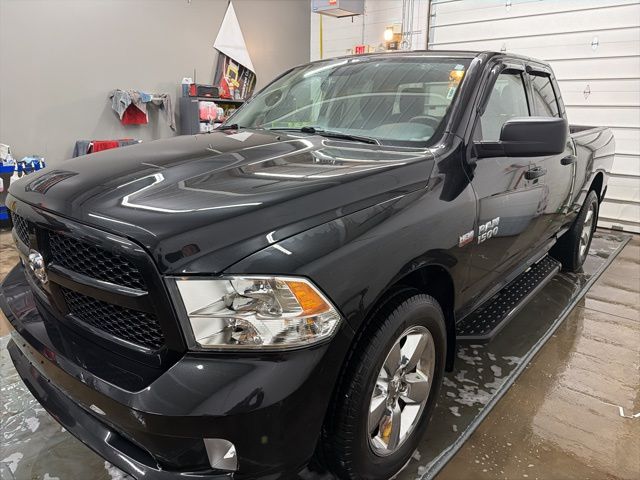 2018 RAM 1500 Express Quad Cab 4WD