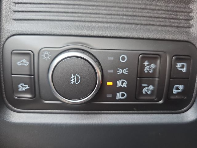 New 2026 Avalanche Ford F-250® Lariat® image 26