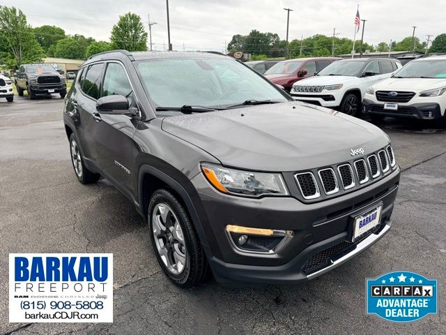 Gray (Granite Crystal Metallic Clearcoat) 2019 Jeep Compass Limited 4WD SUV / Crossover Four-Wheel Drive 9-Speed Automatic