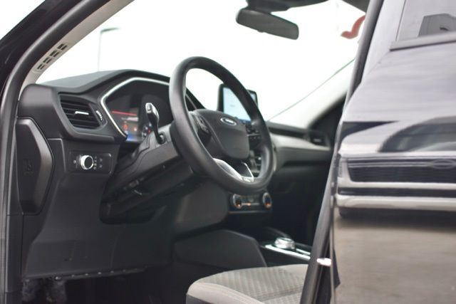 Used 2022 Ford Escape Hybrid SE 4D Sport Utility