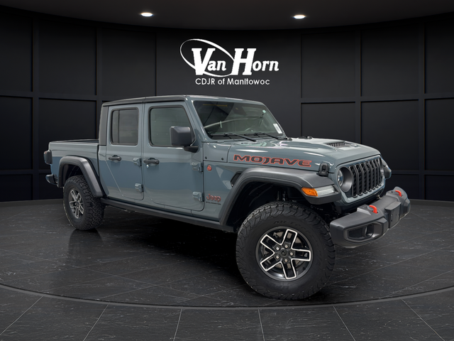 Anvil Clear Coat 2024 Jeep Gladiator Mojave Crew Cab 4WD Pickup Truck Four-Wheel Drive 8-Speed Automatic
