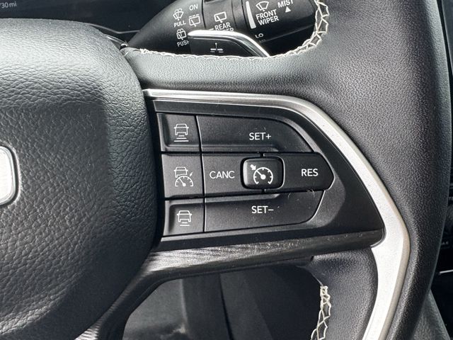 2023 Jeep Grand Cherokee Altitude X White at River Oaks CDJR