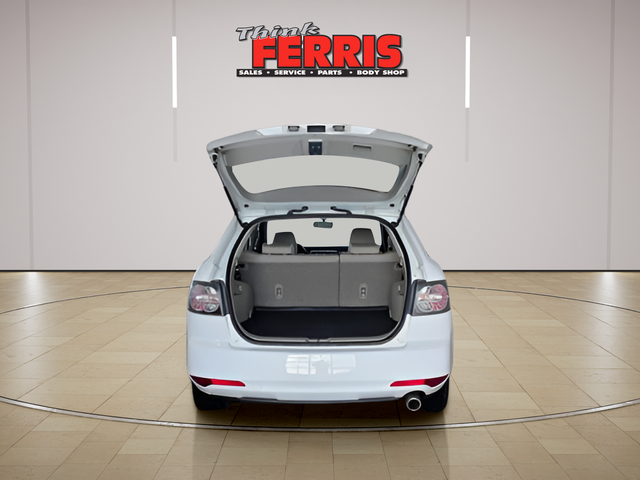 View vehicle photo 5