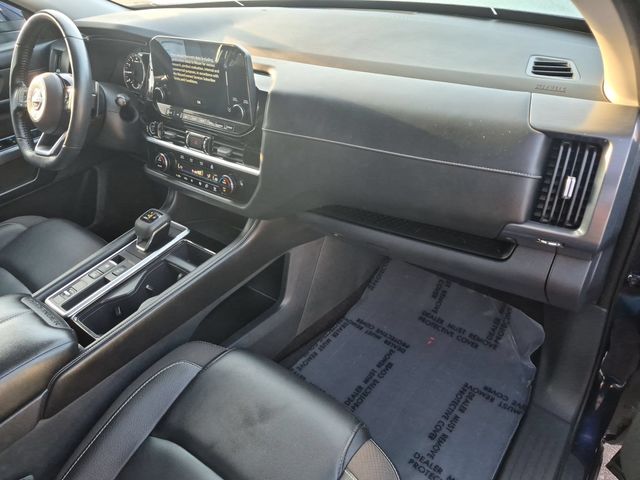 Used 2023 Blue Nissan SL image 37