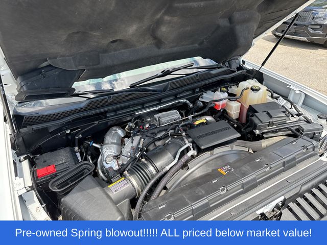 Used 2023 White Chevrolet LTZ image 10