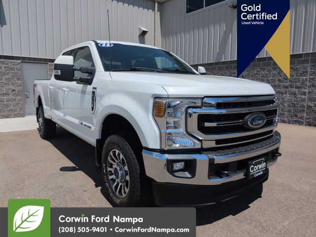 White Metallic 2022 Ford F-350 Super Duty Pickup Truck Four-Wheel Drive Automatic