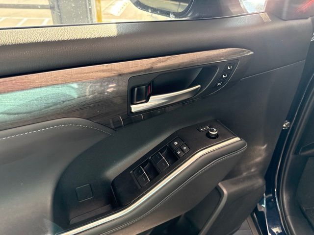 2026 Toyota Highlander Hybrid Limited  at Don McGill Toyota