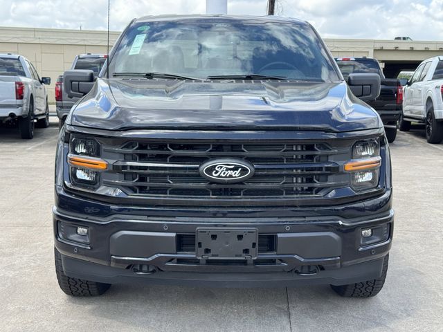 New 2026 Blue Ford XLT image 3