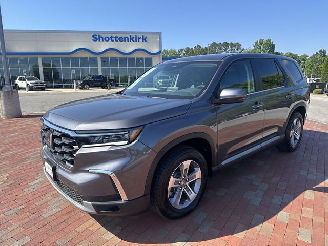 2025 Honda Pilot EX-L 2WD's photo