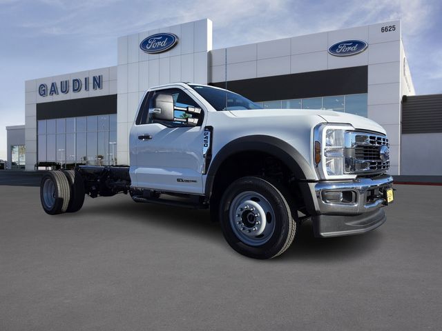 2026 Ford Super Duty F-450 Chassis Regular Cab (DRW)
