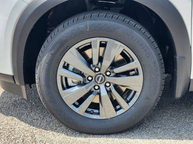 2025 Nissan Pathfinder SV photo 7
