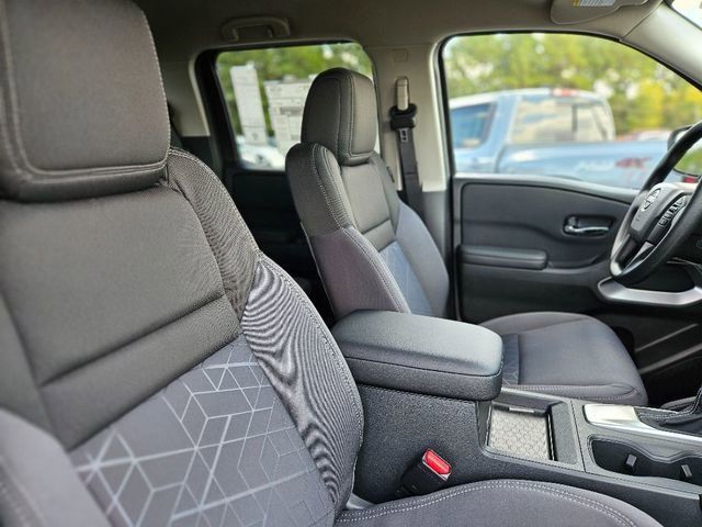 2026 Nissan Frontier SV - Photo 11