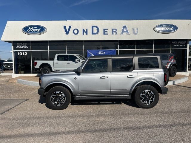 2024 Ford Bronco Outer Banks 4-Door 4WD