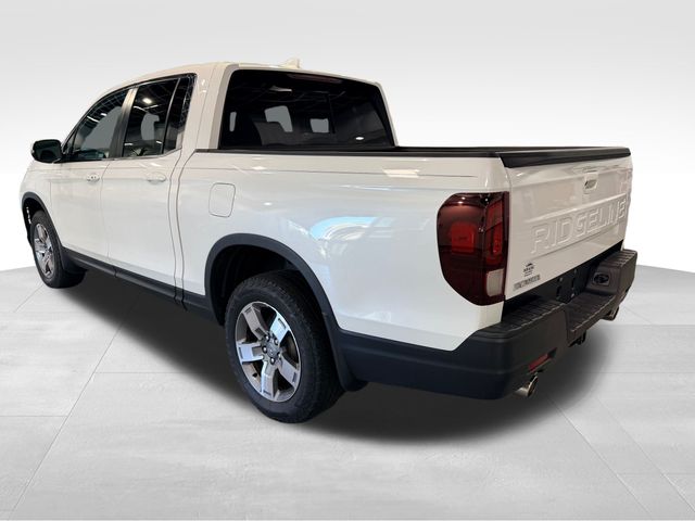 2024 Honda Ridgeline RTL White at Superior Honda