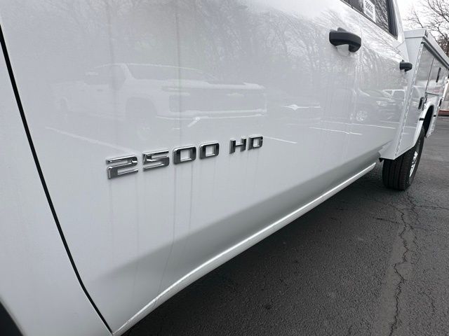 2024 Chevrolet Silverado 2500HD Work Truck photo
