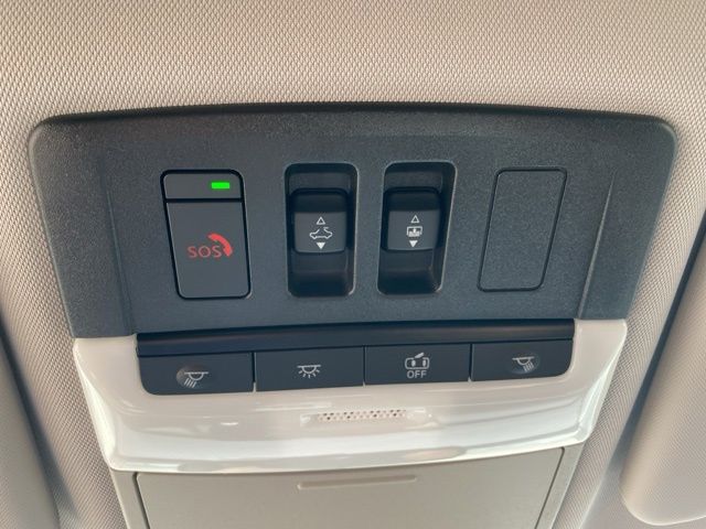 MitsubishiOutlander PHEV33