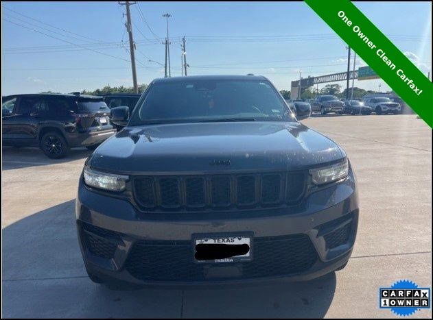 2023 Jeep Grand Cherokee Altitude X Gray at Mac Haik CDJR North Houston