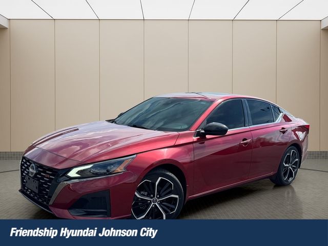 2023 Nissan Altima 2.5 SR FWD