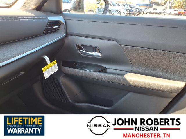 2026 Nissan Kicks SV photo 4