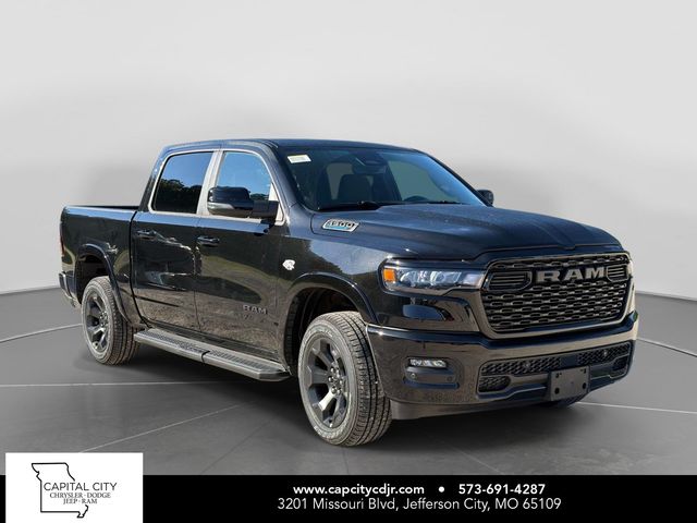 Diamond Black Crystal Pearlcoat 2026 RAM 1500 Pickup Truck Four-Wheel Drive 8-Speed Automatic