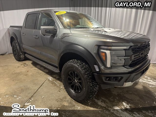 2025 Ford F-150 Raptor SuperCrew 4WD