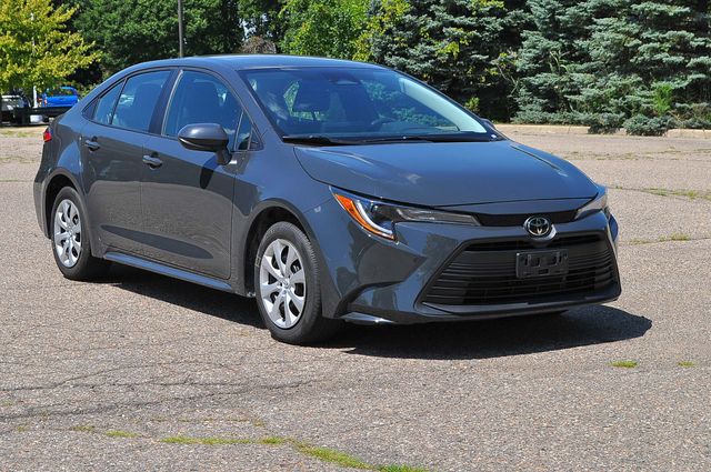 2024 Toyota Corolla LE FWD