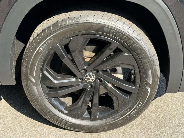 used 2023 Volkswagen Atlas car, priced at $33,495
