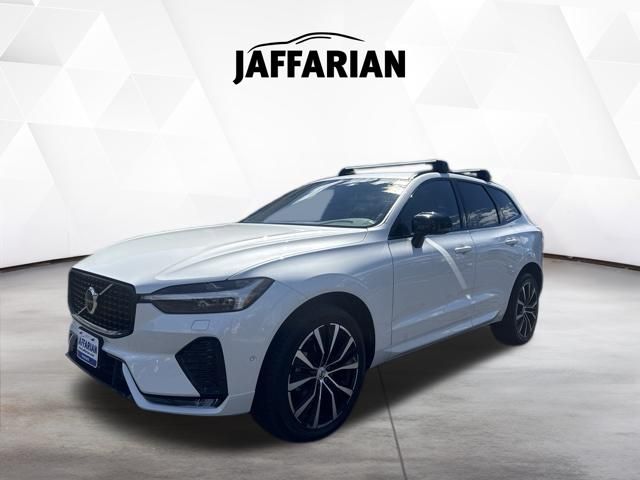 Crystal White Metallic 2024 Volvo XC60 SUV / Crossover All-Wheel Drive Automatic