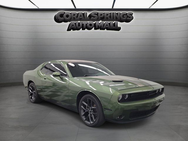 2021 Dodge Challenger SXT Auto's photo