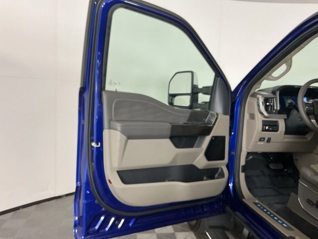 New 2026 Argon Blue Metallic Ford Platinum image 17