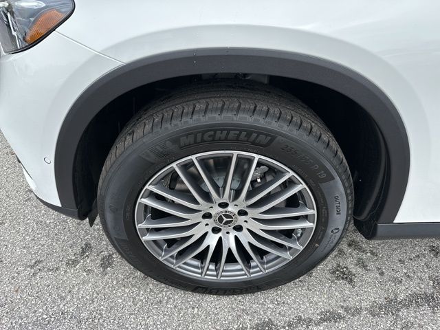 2026 Mercedes-Benz GLC GLC 300 - 9