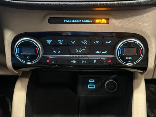 Used 2021 White Ford Titanium image 25