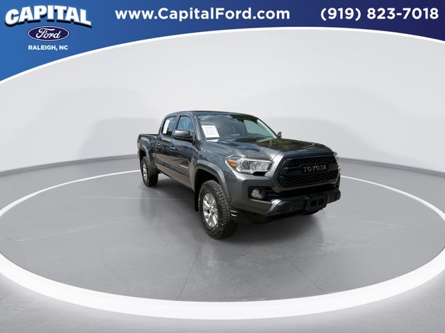 Used 2016 Magnetic Gray Metallic Toyota SR5 image 2