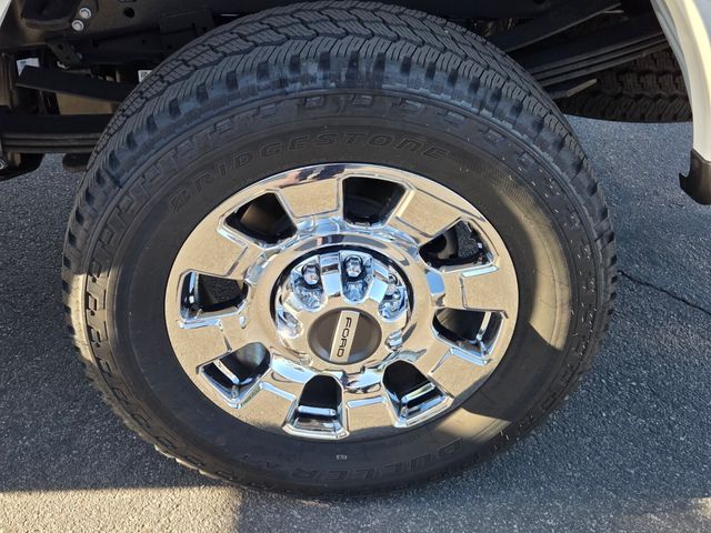 New 2025 Ford Super Duty F-250 Crew Cab 8' Box Lariat