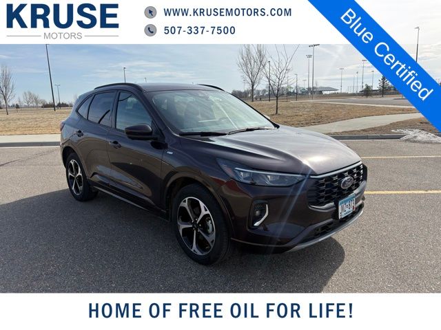 2023 Ford Escape ST-Line Elite