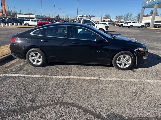 2021 Chevrolet Malibu LS FWD