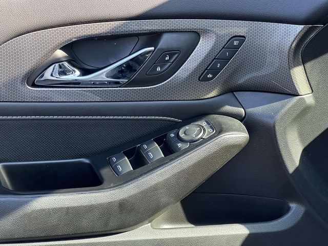 2023 Chevrolet Traverse Premier - Photo 29