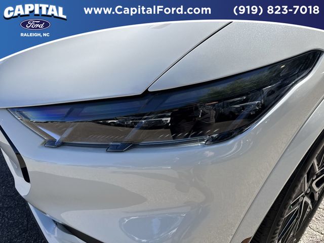 Used 2025 White Ford Premium image 11