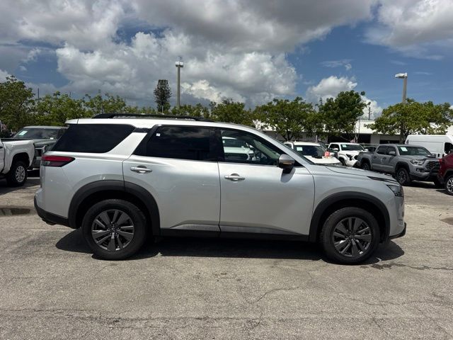 Used 2024 Nissan Pathfinder SUV