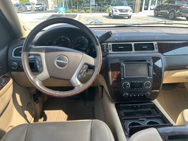 Used 2013 White GMC Denali image 10