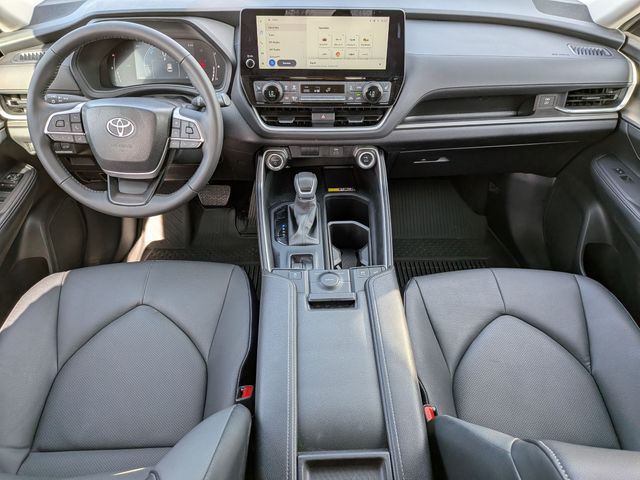 2025 Toyota Grand Highlander Hybrid - Image 29