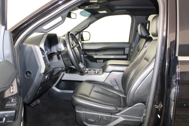 2021 Ford Expedition XLT photo
