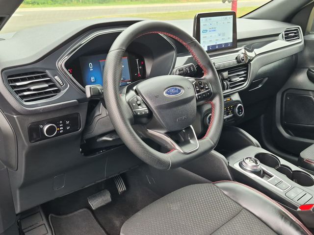 Used 2025 Gray Ford ST-Line image 29