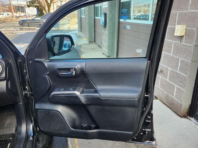 Used 2019 Toyota Tacoma Truck