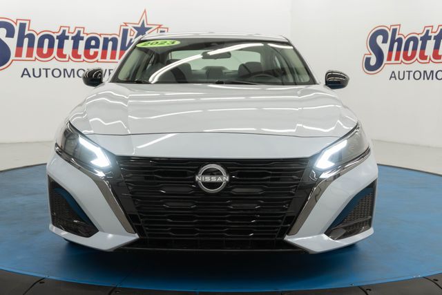 Used 2023 Nissan Altima Sedan
