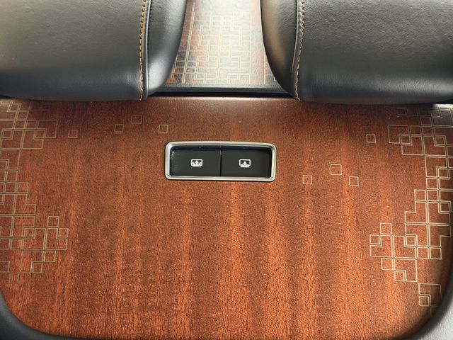 Used 2025 Lincoln Navigator SUV