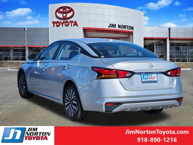 Used 2025 Nissan Altima Sedan